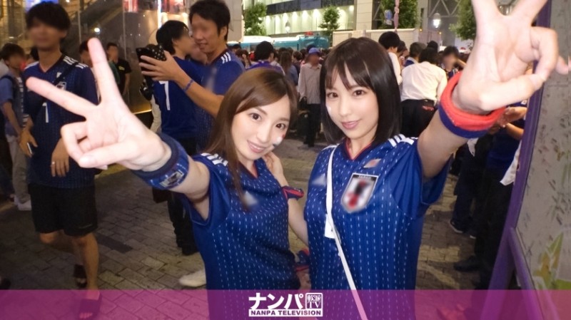 200GANA-1791 [World Cup watching pick-up!  - ] Japan national football team, enthusiastic about winning the first match, talked to two model-class beauty supporters who visited the game, got drunk at the hotel, got excited and got excited, 4P orgy sex!